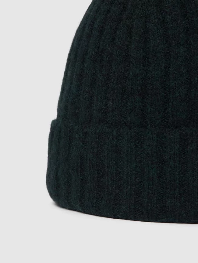 Marc O'Polo Beanie In Ripp-Optik - Dunkelgrün 2 Marc O'Polo Beanie In Ripp-Optik - Dunkelgrün – Bild 2