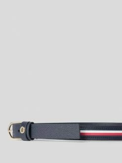Tommy Hilfiger Ledergürtel Mit Label-Details - Marineblau 4 Tommy Hilfiger Ledergürtel Mit Label-Details - Marineblau -ARMEDANGELS-shop al9jada78h634j9i6cpj8d2f6sql0kq89p24scqi60sjgkqa71b46hqfap5kukhg8op30gig8crl8gam8co6achoc8r6aeb171hm4dpk6opj8oj26sqjechkchh38e36c5imcp8